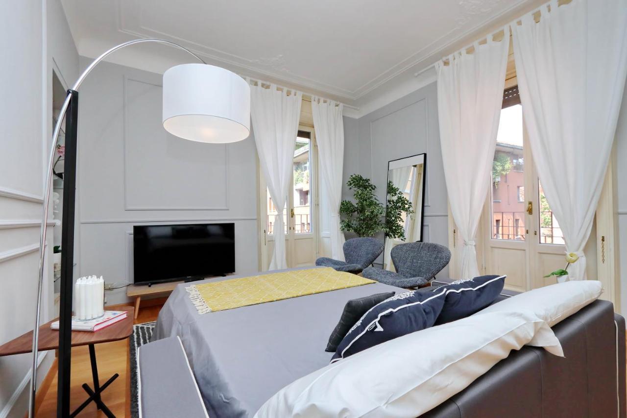 Apartamento Altido Austere Elegance